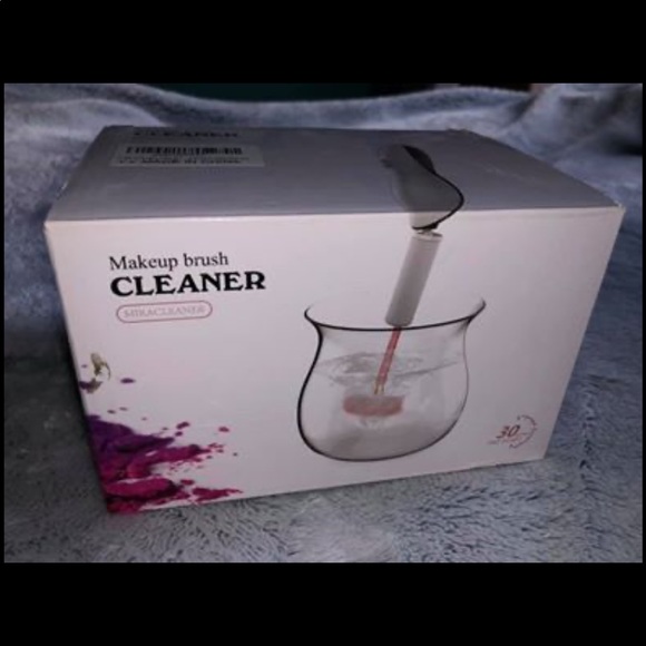 Makeup brush cleaner - Picture 1 of 6